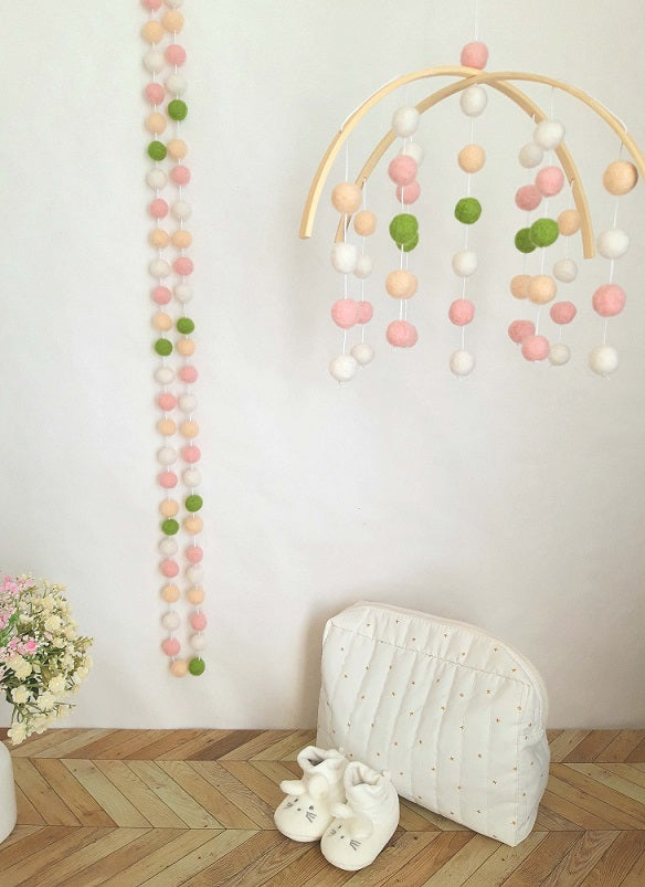 Mobile et guirlande Douceur Printanière - Maison Lalalou | Décoration pour enfant