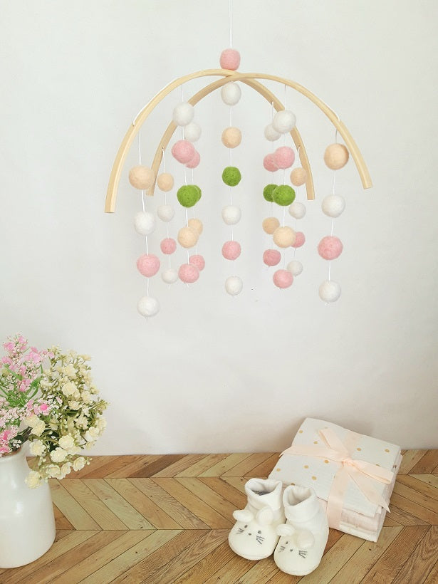 Mobile Douceur Printanière - Maison Lalalou | Décoration pour enfant
